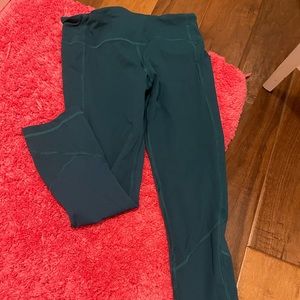 Lululemon cropped green leggings